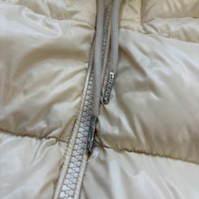 Load image into Gallery viewer, Moncler Alberic Cream Size 4
