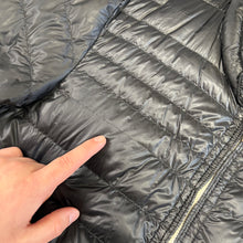 Load image into Gallery viewer, Moncler Garin Black Size 2

