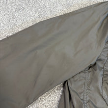 Load image into Gallery viewer, Moncler Kenya Grey Size 7
