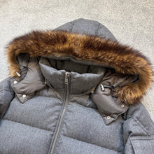 Load image into Gallery viewer, Moncler Allemand Grey Size 3
