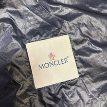 Load image into Gallery viewer, Moncler Gui Gilet Navy Size 5
