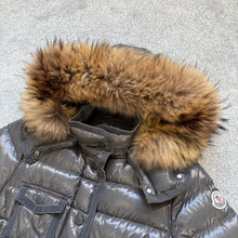 Load image into Gallery viewer, Women’s Moncler Armoise Grey Size 1
