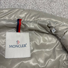 Load image into Gallery viewer, Women’s Moncler Ghany Gilet Grey Size 0
