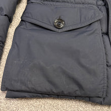 Load image into Gallery viewer, Moncler Augert Navy Size 4
