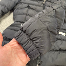 Load image into Gallery viewer, Women’s Moncler Artemis Black Size 1
