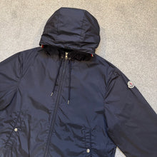 Load image into Gallery viewer, Moncler Grimpeurs Navy Size 5
