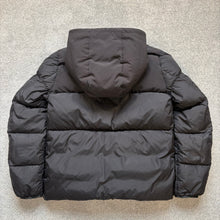 Load image into Gallery viewer, Moncler Montclar Black Size 4
