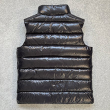 Load image into Gallery viewer, Moncler Tib Gilet Black Age 14
