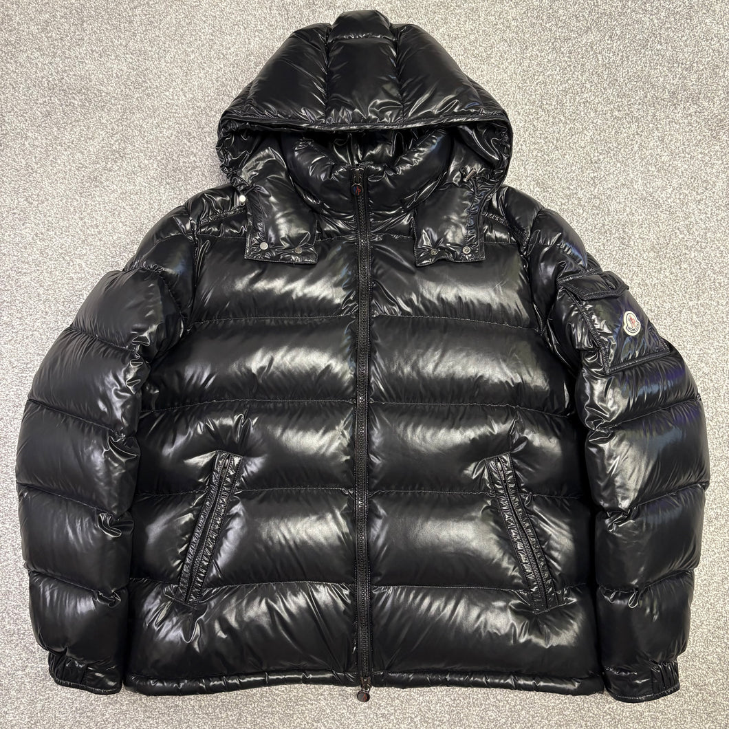 Moncler Maya Black Size 7