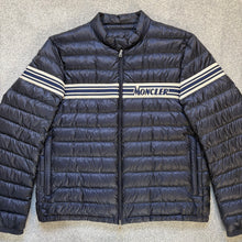 Load image into Gallery viewer, Moncler Renald Navy Size 7

