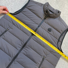 Load image into Gallery viewer, Moncler Gordes Gilet Grey Size 4
