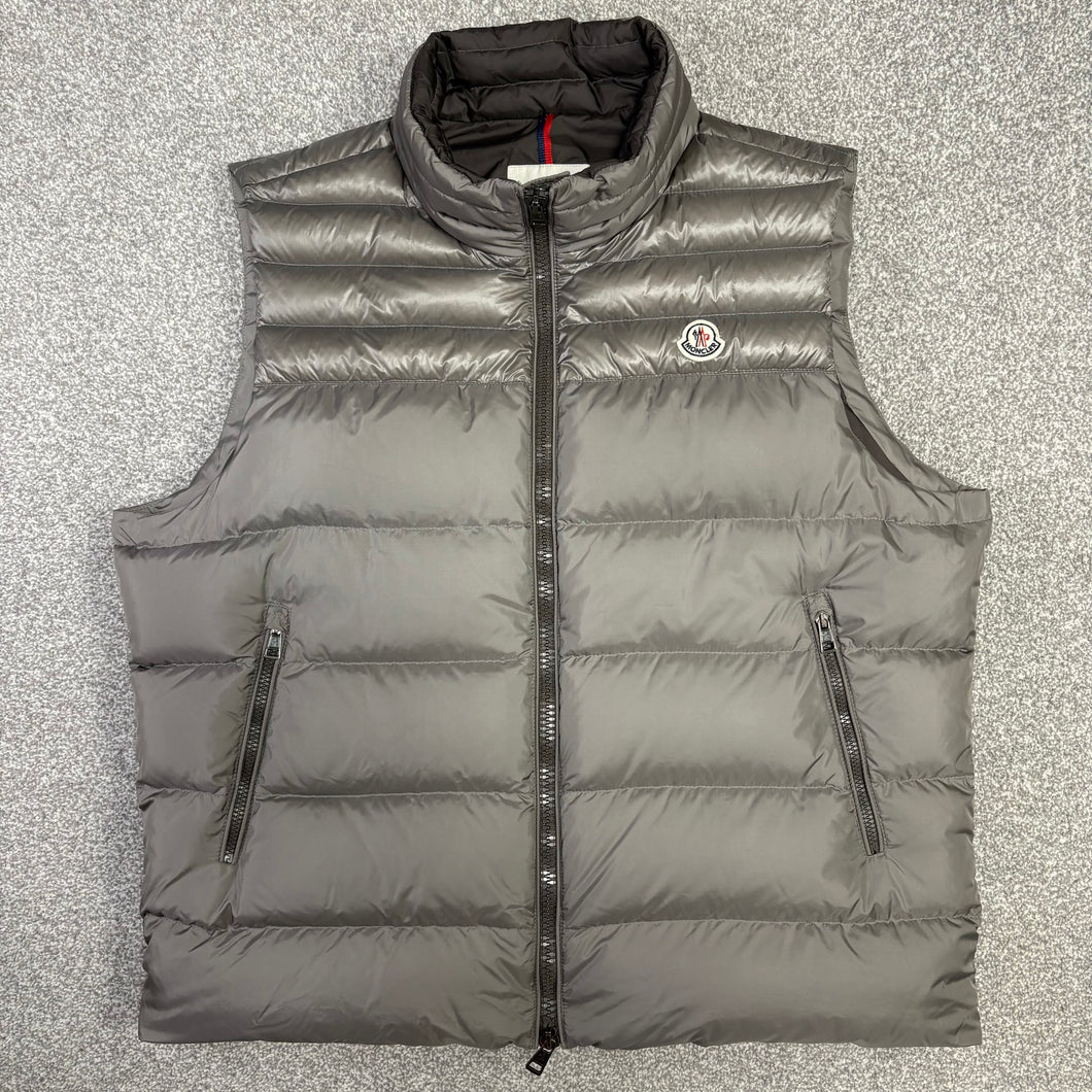 Moncler Dupres Gilet Grey Size 7