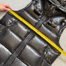 Load image into Gallery viewer, Moncler Lacet Gilet Black Size 2
