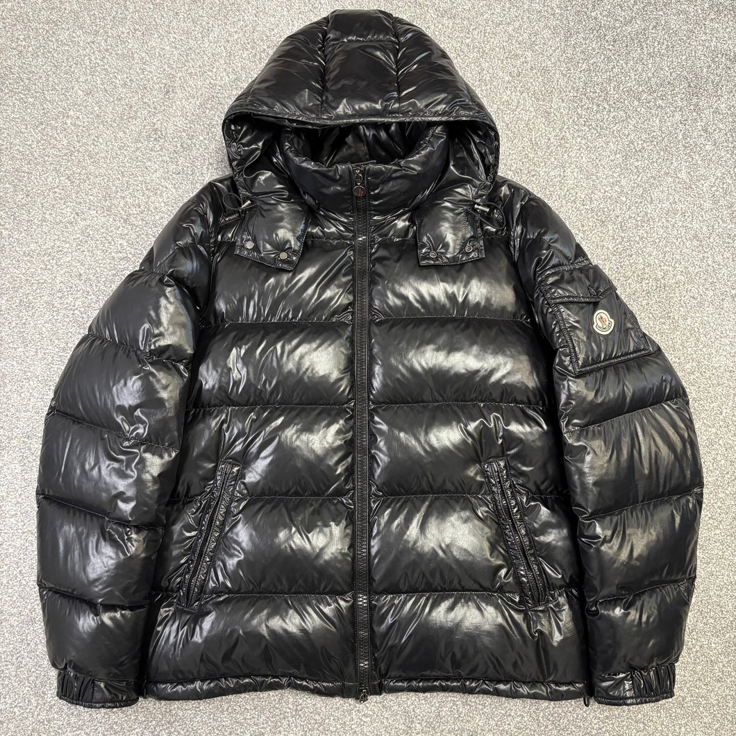 Moncler Maya Black Size 6