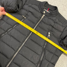 Load image into Gallery viewer, Moncler Amiot Black Size 2
