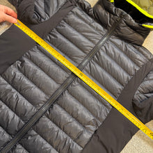 Load image into Gallery viewer, Moncler Hers Navy Size 3
