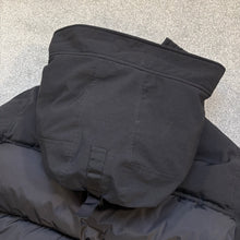 Load image into Gallery viewer, Moncler Aurelien Black Size 6

