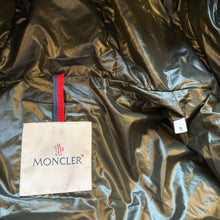 Load image into Gallery viewer, Moncler Cardamine Gilet Khaki Size 1
