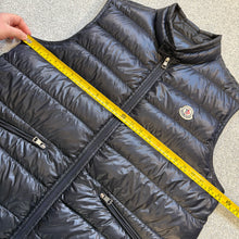 Load image into Gallery viewer, Moncler Gui Gilet Navy Size 5
