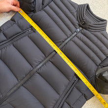 Load image into Gallery viewer, Moncler Arree Black Size 3
