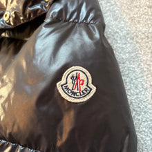 Load image into Gallery viewer, Moncler Gary Navy Size 5

