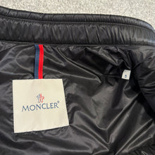 Load image into Gallery viewer, Moncler Gir Gilet Black Size 5
