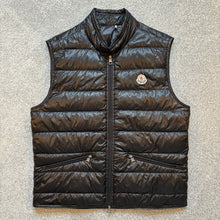 Load image into Gallery viewer, Moncler Gui Gilet Black Size 3
