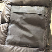 Load image into Gallery viewer, Canada Goose Chateau Parka Black Camo Size Medium
