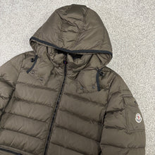 Load image into Gallery viewer, Women’s Moncler Bea Khaki Size 4
