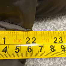 Load image into Gallery viewer, Women’s Moncler Genevrier Khaki Size 4
