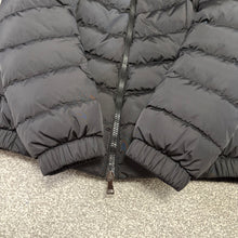Load image into Gallery viewer, Women’s Moncler Artemis Black Size 1
