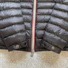 Load image into Gallery viewer, Moncler Daniel Black Size 2
