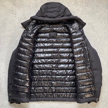 Load image into Gallery viewer, Moncler Timor Black Size 4
