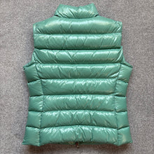 Load image into Gallery viewer, Women’s Moncler Ghany Green Size 1
