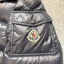 Load image into Gallery viewer, Moncler Maya Navy Size 2
