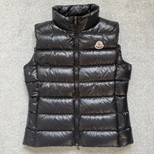 Load image into Gallery viewer, Women’s Moncler Ghany Gilet Black Size 1
