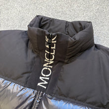Load image into Gallery viewer, Moncler Bruel Black Size 3
