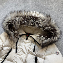Load image into Gallery viewer, Women’s Moncler Aphrotiti White Size 2
