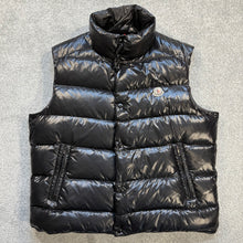 Load image into Gallery viewer, Moncler Tib Gilet Black Size 5
