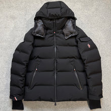 Load image into Gallery viewer, Moncler Grenoble Montgetech Black Size 2
