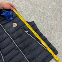 Load image into Gallery viewer, Moncler Laro Gilet Navy Age12
