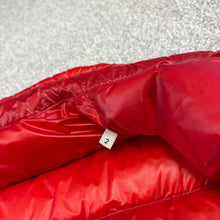 Load image into Gallery viewer, Moncler Gui Gilet Red Size 2
