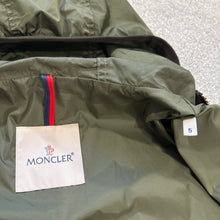 Load image into Gallery viewer, Moncler Alshat Khaki Size 5
