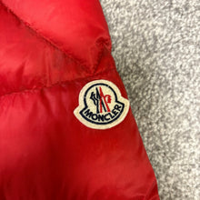 Load image into Gallery viewer, Moncler Piriac Red Size 2
