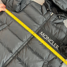 Load image into Gallery viewer, Moncler Aiton Black Size 5
