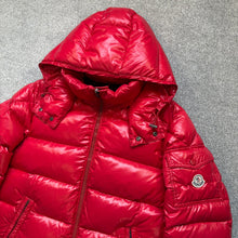 Load image into Gallery viewer, Moncler Maya Red Size 1
