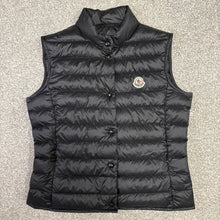 Load image into Gallery viewer, Women’s Moncler Liane Gilet Black Size 3
