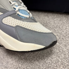 Load image into Gallery viewer, Dior B22 Baby Blue EU45 (UK11)
