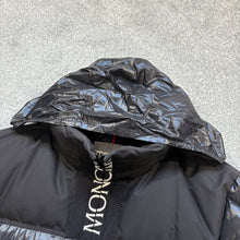 Load image into Gallery viewer, Moncler Bruel Black Size 3
