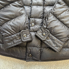 Load image into Gallery viewer, Moncler Forbin Black Size 4
